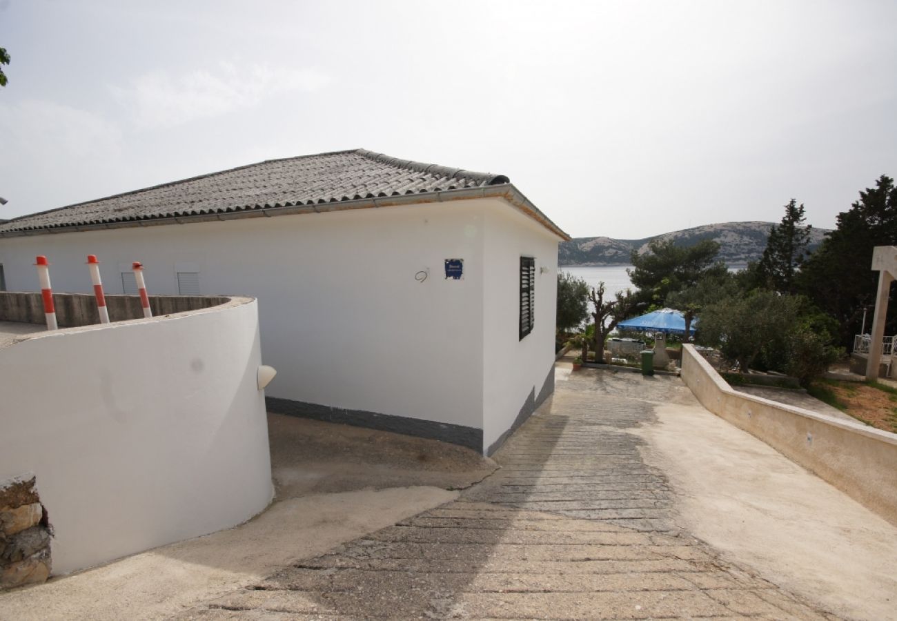 Ferienwohnung in Stara Novalja - Ferienwohnung in Stara Novalja mit Meerblick, Loggia, Klimaanlage, W-LAN (183-1)