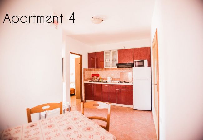 Ferienwohnung in Lopar - Ferienwohnung in Lopar mit Meerblick, Loggia, Klimaanlage, W-LAN (186-4) Ferienwohnung in Lopar - Ferienwohnung in Lopar mit Meerblick, Loggia, Klimaanlage, W-LAN (186-4)