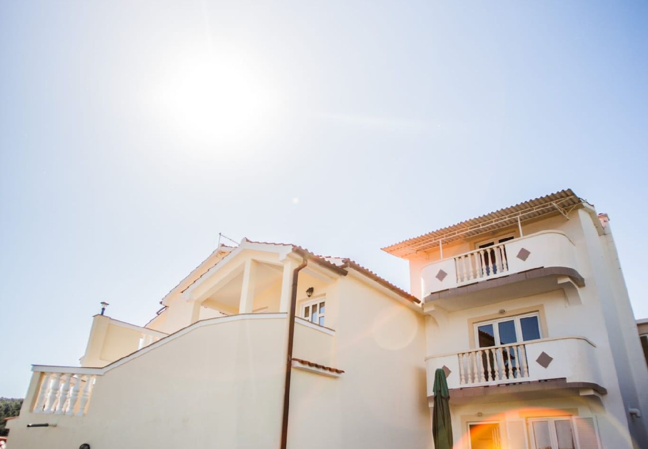 Ferienhaus in Lopar - Ferienhaus in Lopar mit Meerblick, Terrasse, Klimaanlage, W-LAN (186-5)