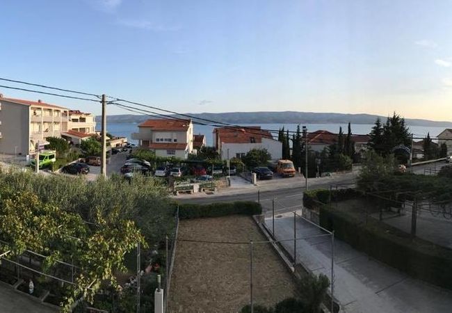 Ferienwohnung in Duce - Ferienwohnung in Duće mit Meerblick, Terrasse, Klimaanlage, W-LAN (192-2) Ferienwohnung in Duce - Ferienwohnung in Duće mit Meerblick, Terrasse, Klimaanlage, W-LAN (192-2)