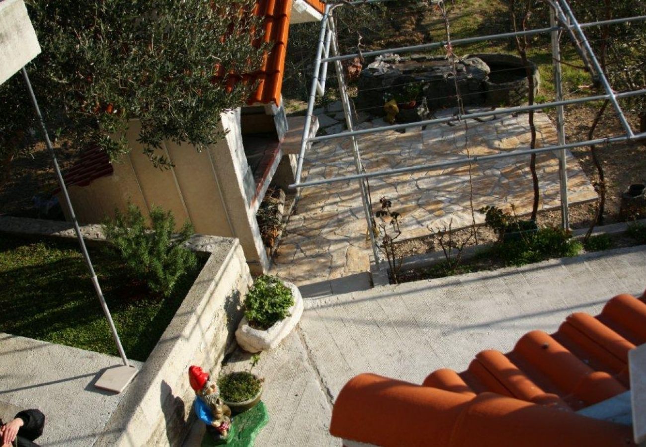 Ferienwohnung in Duce - Ferienwohnung in Duće mit Meerblick, Terrasse, Klimaanlage, W-LAN (192-2)