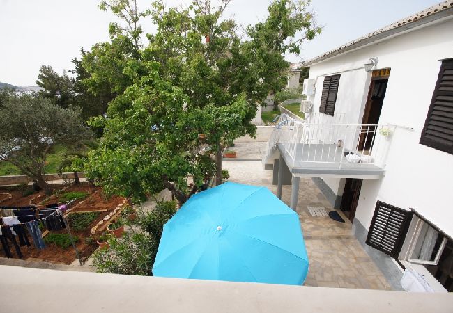 Ferienwohnung in Stara Novalja - Ferienwohnung in Stara Novalja mit Meerblick, Loggia, Klimaanlage, W-LAN (183-2) Ferienwohnung in Stara Novalja - Ferienwohnung in Stara Novalja mit Meerblick, Loggia, Klimaanlage, W-LAN (183-2)