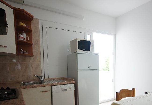 Ferienwohnung in Stara Novalja - Ferienwohnung in Stara Novalja mit Meerblick, Loggia, Klimaanlage, W-LAN (183-2) Ferienwohnung in Stara Novalja - Ferienwohnung in Stara Novalja mit Meerblick, Loggia, Klimaanlage, W-LAN (183-2)