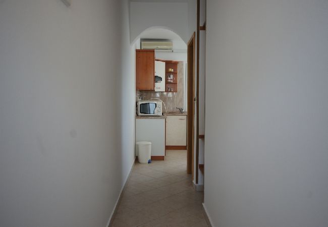 Ferienwohnung in Stara Novalja - Ferienwohnung in Stara Novalja mit Meerblick, Loggia, Klimaanlage, W-LAN (183-2) Ferienwohnung in Stara Novalja - Ferienwohnung in Stara Novalja mit Meerblick, Loggia, Klimaanlage, W-LAN (183-2)