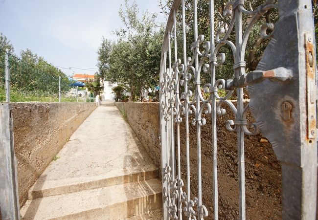 Ferienwohnung in Stara Novalja - Ferienwohnung in Stara Novalja mit Meerblick, Terrasse, Klimaanlage, W-LAN (183-3) Ferienwohnung in Stara Novalja - Ferienwohnung in Stara Novalja mit Meerblick, Terrasse, Klimaanlage, W-LAN (183-3)