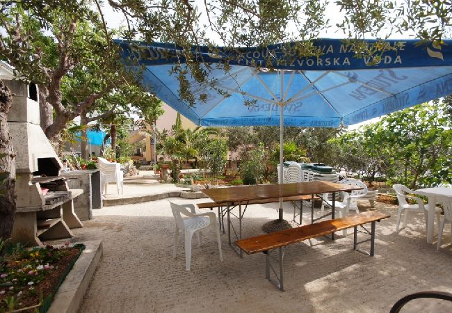 Ferienwohnung in Stara Novalja - Ferienwohnung in Stara Novalja mit Meerblick, Terrasse, Klimaanlage, W-LAN (183-3) Ferienwohnung in Stara Novalja - Ferienwohnung in Stara Novalja mit Meerblick, Terrasse, Klimaanlage, W-LAN (183-3)