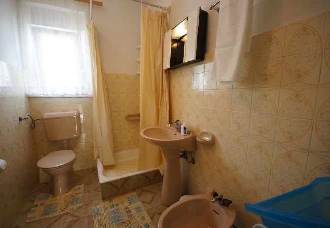 Ferienwohnung in Stara Novalja - Ferienwohnung in Stara Novalja mit Meerblick, Terrasse, Klimaanlage, W-LAN (183-3) Ferienwohnung in Stara Novalja - Ferienwohnung in Stara Novalja mit Meerblick, Terrasse, Klimaanlage, W-LAN (183-3)