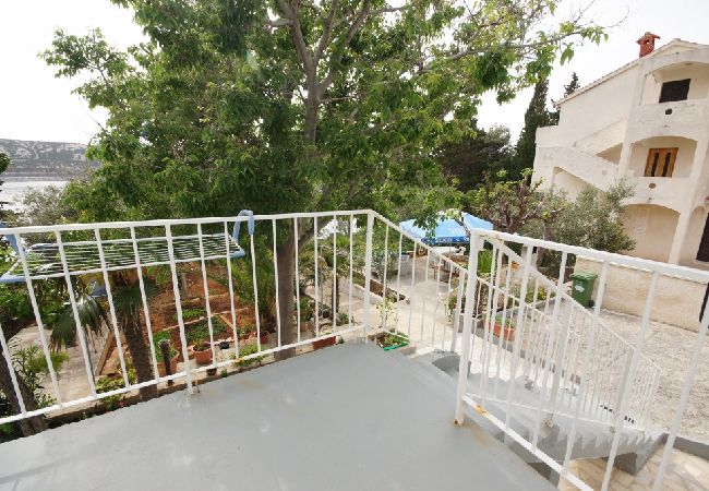 Ferienwohnung in Stara Novalja - Ferienwohnung in Stara Novalja mit Meerblick, Terrasse, Klimaanlage, W-LAN (183-3) Ferienwohnung in Stara Novalja - Ferienwohnung in Stara Novalja mit Meerblick, Terrasse, Klimaanlage, W-LAN (183-3)