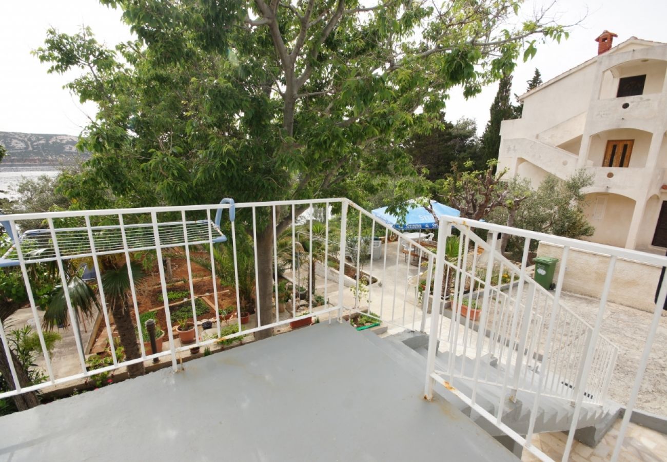 Ferienwohnung in Stara Novalja - Ferienwohnung in Stara Novalja mit Meerblick, Terrasse, Klimaanlage, W-LAN (183-3)