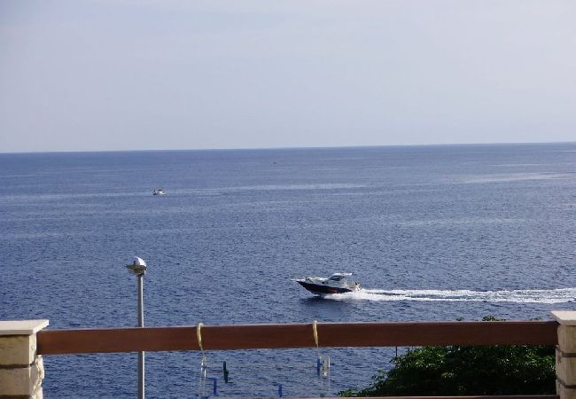 Ferienwohnung in Hvar - Ferienwohnung in Hvar-Stadt mit Meerblick, Terrasse, Klimaanlage, W-LAN (199-2) Ferienwohnung in Hvar - Ferienwohnung in Hvar-Stadt mit Meerblick, Terrasse, Klimaanlage, W-LAN (199-2)