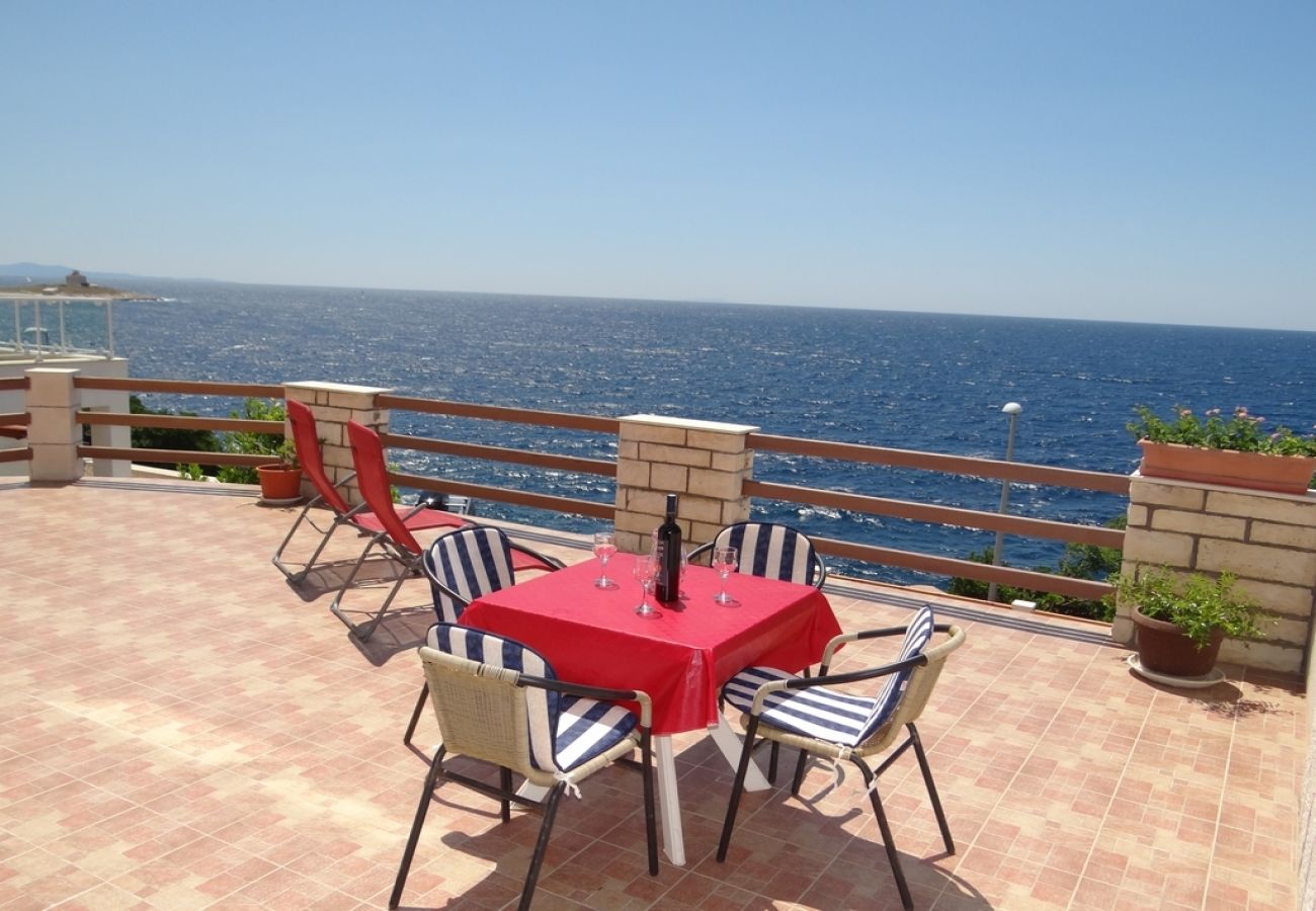 Ferienwohnung in Hvar - Ferienwohnung in Hvar-Stadt mit Meerblick, Loggia, Klimaanlage, W-LAN (199-3)