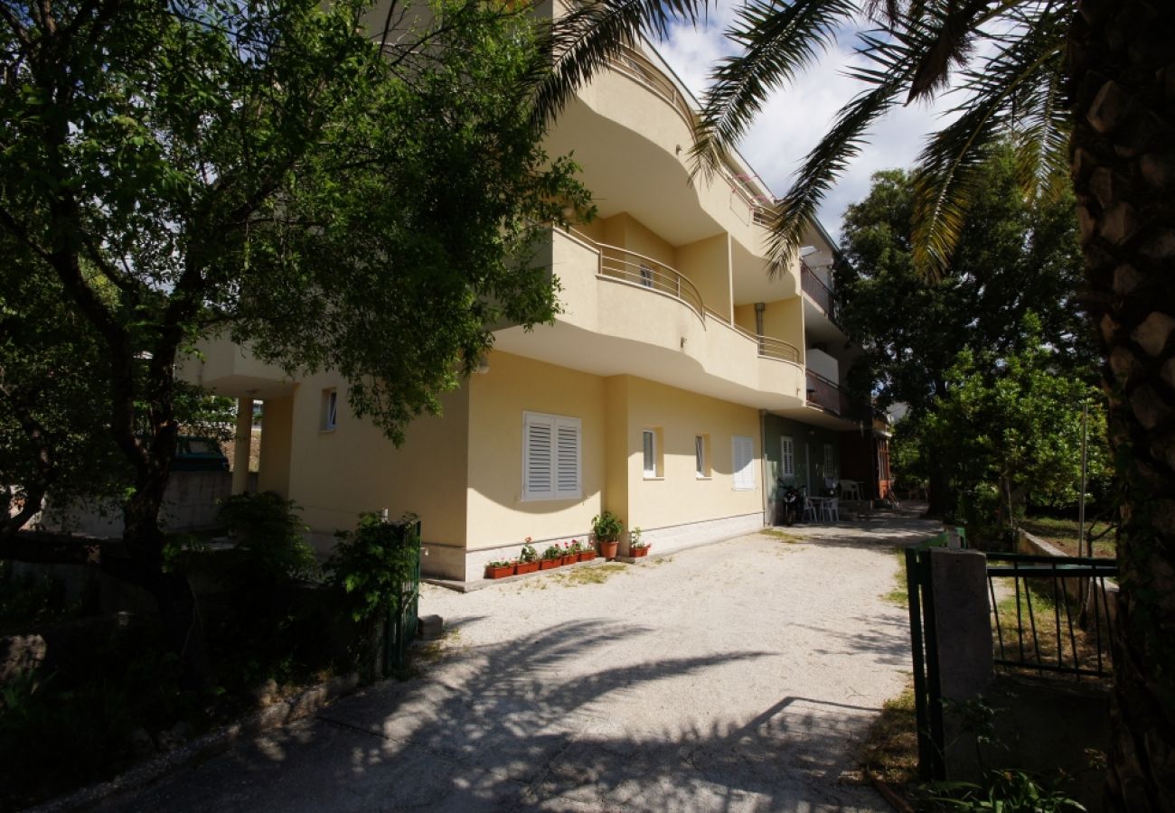 Studio in Tucepi - Studioapartment in Tučepi mit Klimaanlage, W-LAN, Waschmaschine (202-1)