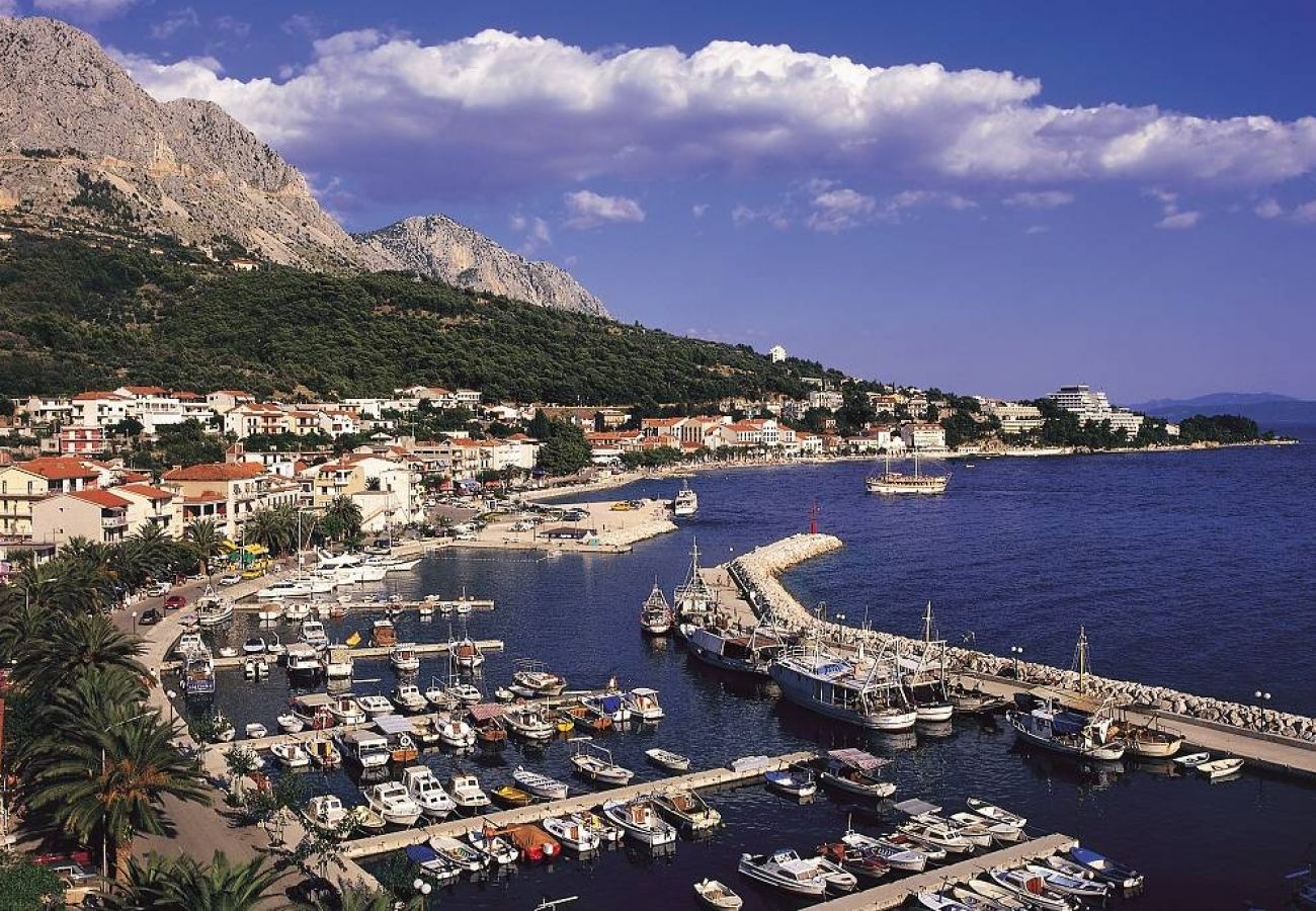 Ferienwohnung in Podgora - Ferienwohnung in Podgora mit Meerblick, Terrasse, W-LAN, Waschmaschine (205-1)