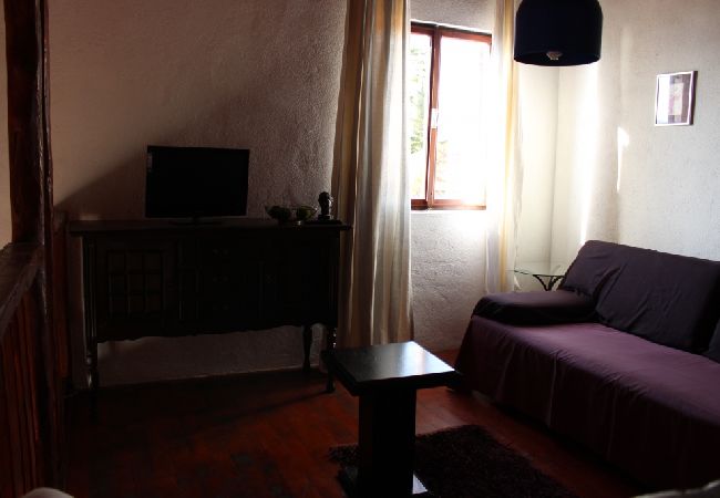Ferienwohnung in Seget Vranjica - Ferienwohnung in Seget Vranjica mit Meerblick, Balkon, Klimaanlage, W-LAN (215-1) Ferienwohnung in Seget Vranjica - Ferienwohnung in Seget Vranjica mit Meerblick, Balkon, Klimaanlage, W-LAN (215-1)