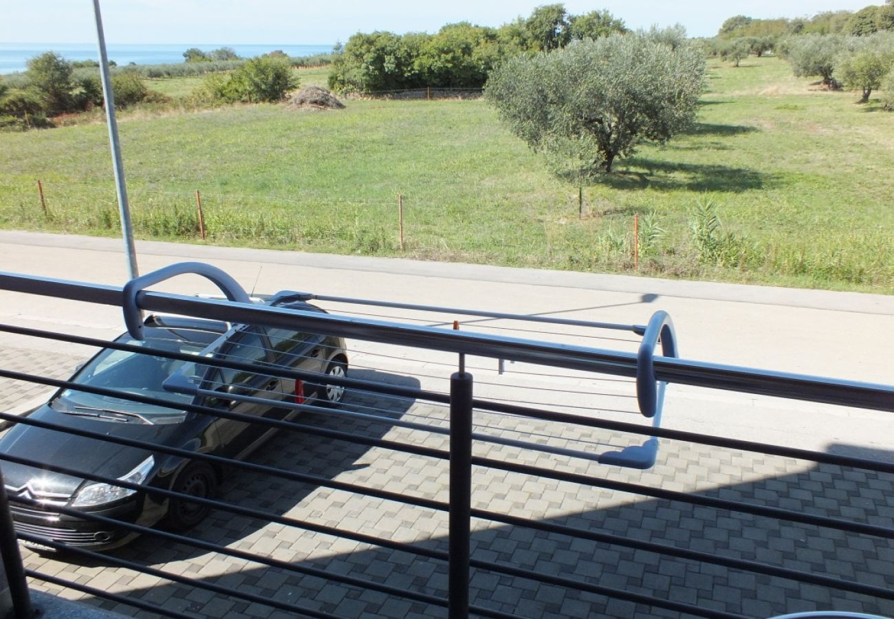 Ferienwohnung in Umag - Ferienwohnung in Umag mit Meerblick, Balkon, Klimaanlage, W-LAN (235-1)