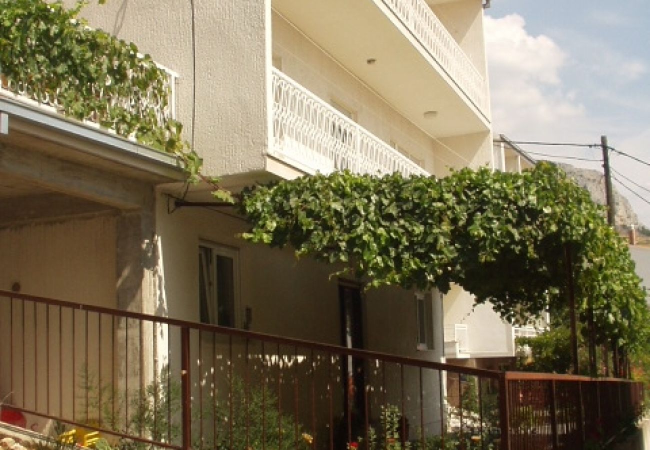 Ferienwohnung in Duce - Ferienwohnung in Duće mit Meerblick, Balkon, Klimaanlage, W-LAN (237-1)