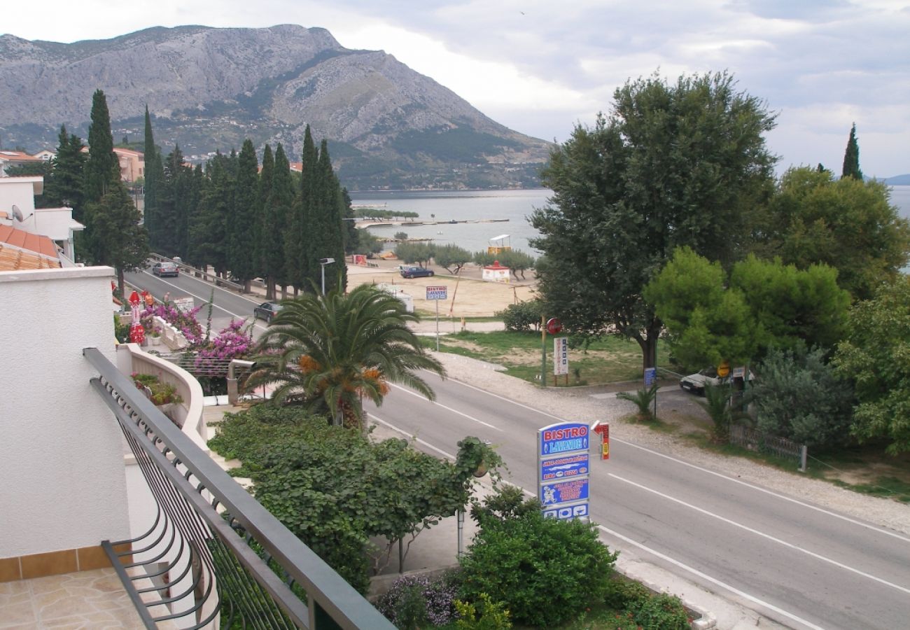 Ferienwohnung in Duce - Ferienwohnung in Duće mit Meerblick, Balkon, Klimaanlage (239-3)