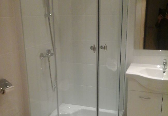 Ferienwohnung in Rovinj - Ferienwohnung in Rovinj mit Balkon, Klimaanlage, W-LAN (230-1) Ferienwohnung in Rovinj - Ferienwohnung in Rovinj mit Balkon, Klimaanlage, W-LAN (230-1)