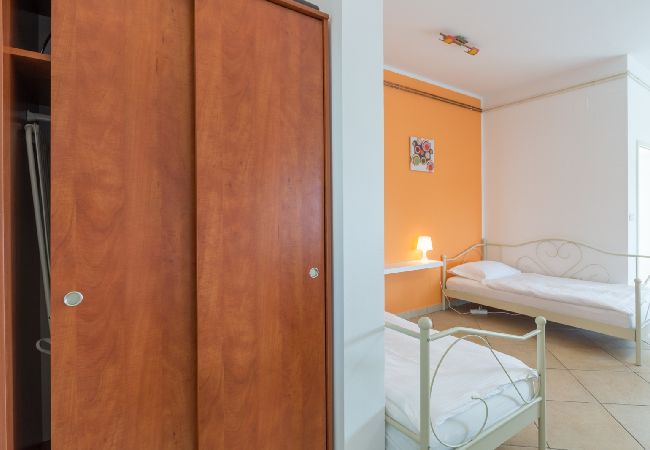 Ferienwohnung in Umag - Ferienwohnung in Umag mit Terrasse, Klimaanlage, W-LAN, Waschmaschine (244-2) Ferienwohnung in Umag - Ferienwohnung in Umag mit Terrasse, Klimaanlage, W-LAN, Waschmaschine (244-2)