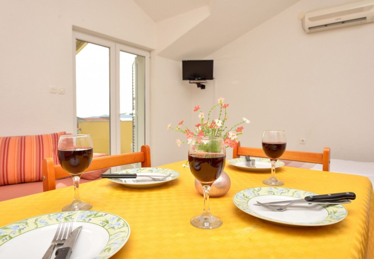 Ferienwohnung in Drage - Ferienwohnung in Drage mit Meerblick, Balkon, Klimaanlage, W-LAN (566-1)