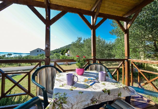 Ferienhaus in Drage - Ferienhaus in Drage mit Meerblick, Balkon, Klimaanlage, W-LAN (571-1) Ferienhaus in Drage - Ferienhaus in Drage mit Meerblick, Balkon, Klimaanlage, W-LAN (571-1)