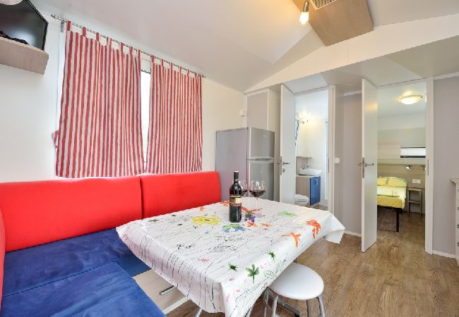 Ferienhaus in Drage - Ferienhaus in Drage mit Meerblick, Balkon, Klimaanlage, W-LAN (571-1) Ferienhaus in Drage - Ferienhaus in Drage mit Meerblick, Balkon, Klimaanlage, W-LAN (571-1)