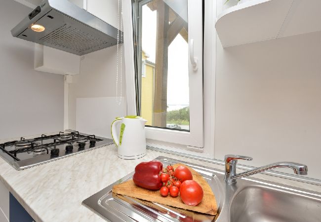 Ferienhaus in Drage - Ferienhaus in Drage mit Meerblick, Balkon, Klimaanlage, W-LAN (571-1) Ferienhaus in Drage - Ferienhaus in Drage mit Meerblick, Balkon, Klimaanlage, W-LAN (571-1)