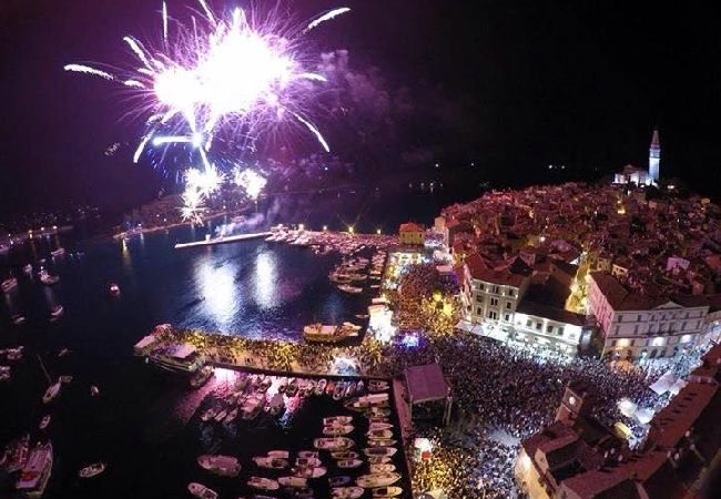 Zimmeranmietung in Rovinj - Zimmer in Rovinj mit Klimaanlage, W-LAN (230-4) Zimmeranmietung in Rovinj - Zimmer in Rovinj mit Klimaanlage, W-LAN (230-4)
