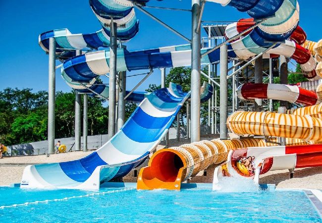 Ferienwohnung in Karigador - Ferienwohnung in Karigador mit Balkon, Klimaanlage, Spülmaschine (587-1) Ferienwohnung in Karigador - Ferienwohnung in Karigador mit Balkon, Klimaanlage, Spülmaschine (587-1)