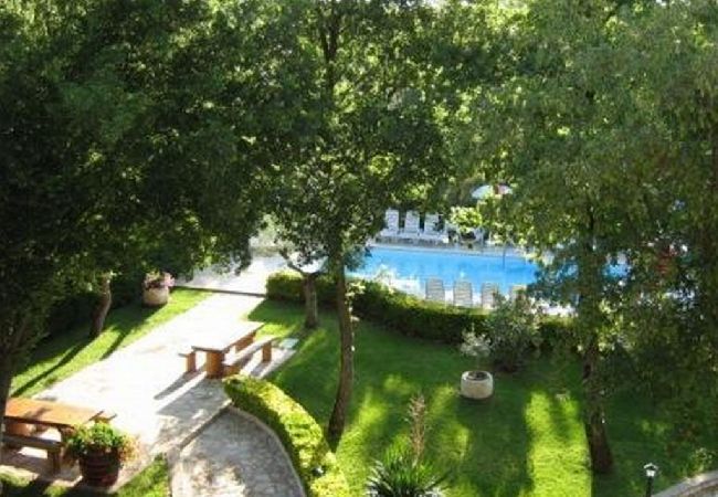 Ferienwohnung in Karigador - Ferienwohnung in Karigador mit Balkon, Klimaanlage, Spülmaschine (587-2) Ferienwohnung in Karigador - Ferienwohnung in Karigador mit Balkon, Klimaanlage, Spülmaschine (587-2)