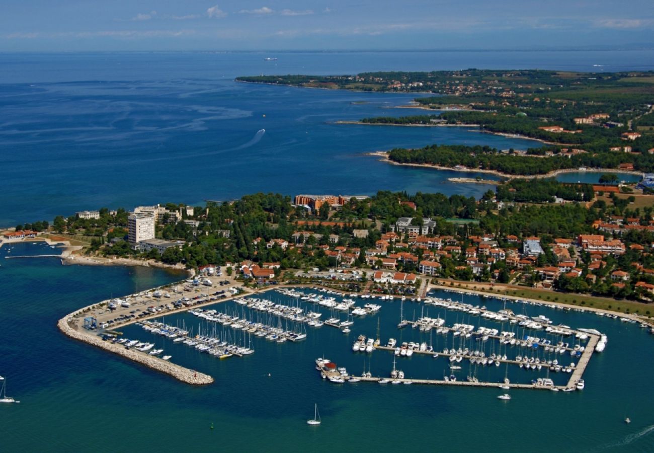 Ferienwohnung in Umag - Ferienwohnung in Umag mit Balkon, Klimaanlage, W-LAN (653-1)