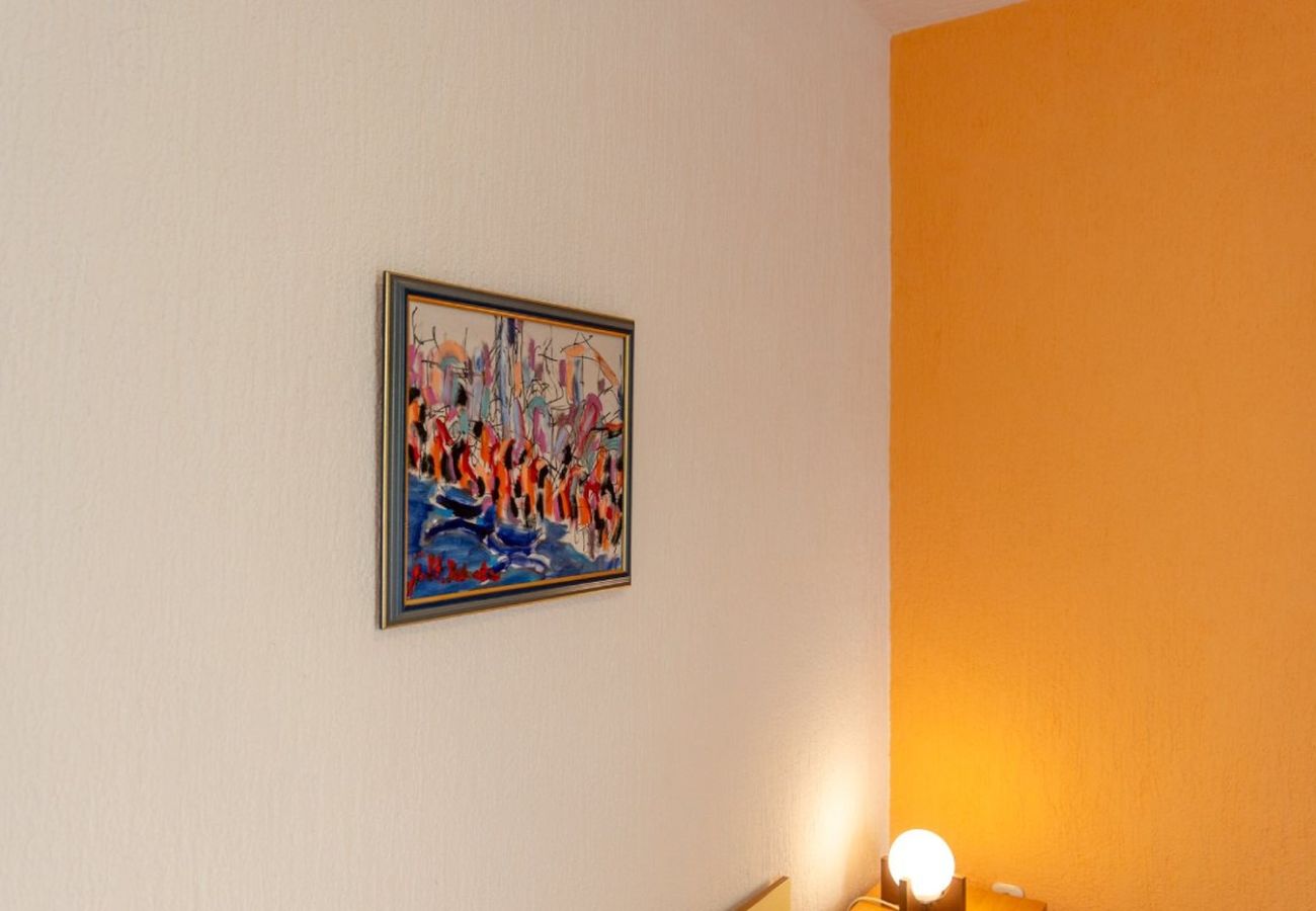 Ferienwohnung in Rab - Ferienwohnung in Barbat mit Balkon, Klimaanlage (660-3) Ferienwohnung in Rab - Ferienwohnung in Barbat mit Balkon, Klimaanlage (660-3)