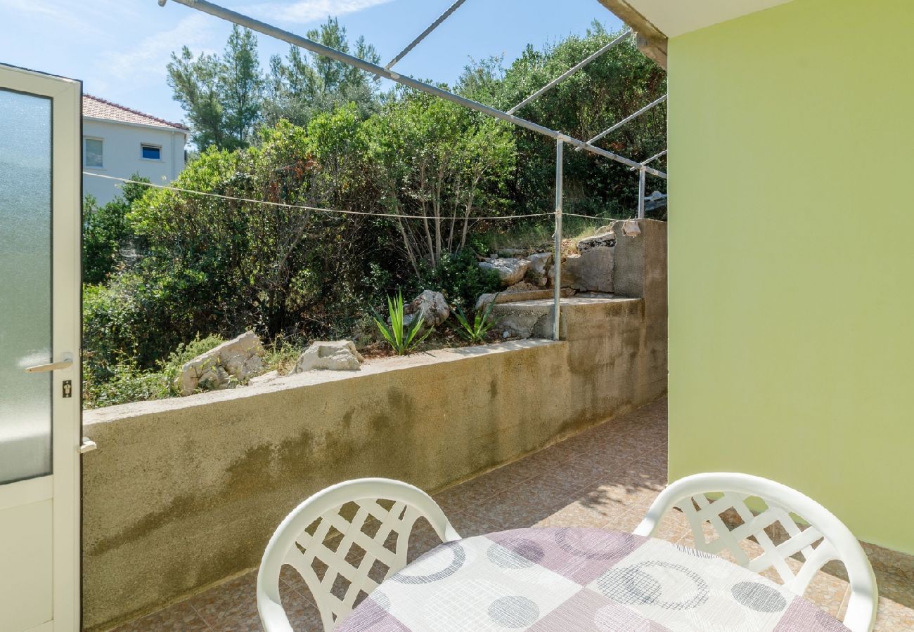 Ferienwohnung in Karbuni - Ferienwohnung in Karbuni mit Meerblick, Terrasse, Klimaanlage, W-LAN (217-3)