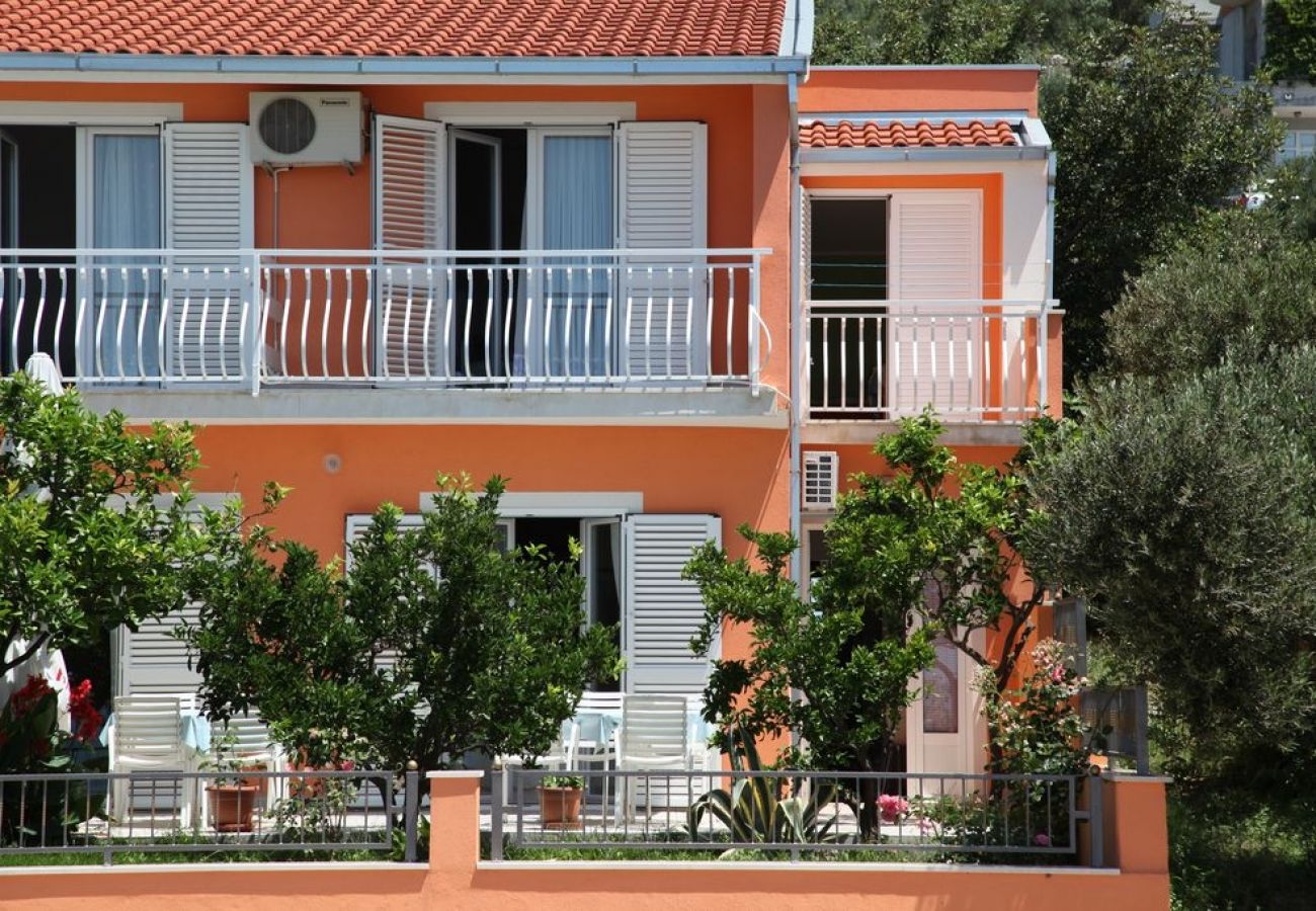 Ferienwohnung in Podgora - Ferienwohnung in Podgora mit Meerblick, Terrasse, Klimaanlage, W-LAN (849-1)