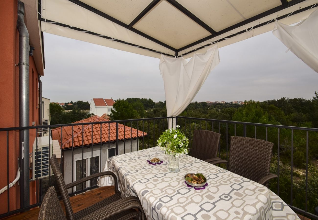 Ferienwohnung in Nin - Ferienwohnung in Zaton (Zadar) mit Balkon, Klimaanlage, W-LAN, Waschmaschine (685-1)