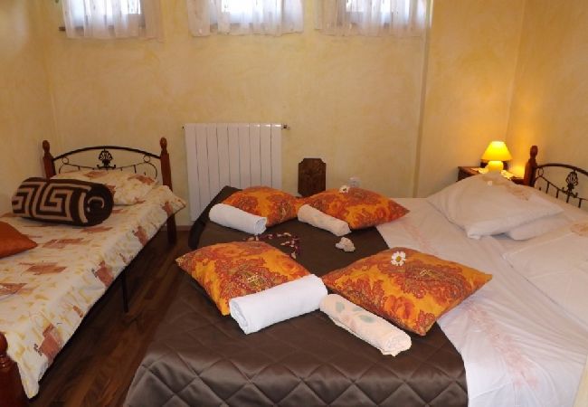 Ferienwohnung in Umag - Ferienwohnung in Umag mit W-LAN (853-2) Ferienwohnung in Umag - Ferienwohnung in Umag mit W-LAN (853-2)