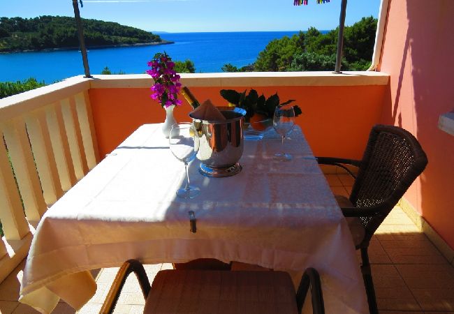 Ferienwohnung in Lumbarda - Ferienwohnung in Lumbarda mit Meerblick, Terrasse, Klimaanlage, W-LAN (856-3) Ferienwohnung in Lumbarda - Ferienwohnung in Lumbarda mit Meerblick, Terrasse, Klimaanlage, W-LAN (856-3)