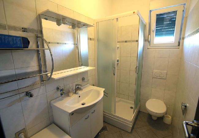 Ferienwohnung in Zadar - Ferienwohnung in Zadar mit Meerblick, Balkon, Klimaanlage, W-LAN (858-2) Ferienwohnung in Zadar - Ferienwohnung in Zadar mit Meerblick, Balkon, Klimaanlage, W-LAN (858-2)