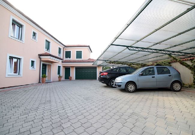 Ferienwohnung in Zadar - Ferienwohnung in Zadar mit Meerblick, Balkon, Klimaanlage, W-LAN (858-2) Ferienwohnung in Zadar - Ferienwohnung in Zadar mit Meerblick, Balkon, Klimaanlage, W-LAN (858-2)