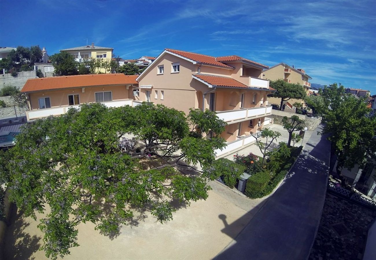 Ferienwohnung in Palit - Ferienwohnung in Palit mit Terrasse, Klimaanlage, W-LAN, Spülmaschine (820-2)