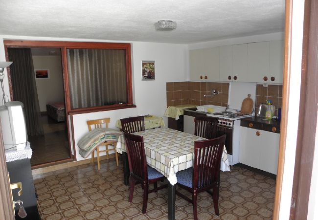 Studio in Baška - Studioapartment in Baška mit Terrasse, Klimaanlage, W-LAN, Waschmaschine (863-1) Studio in Baška - Studioapartment in Baška mit Terrasse, Klimaanlage, W-LAN, Waschmaschine (863-1)