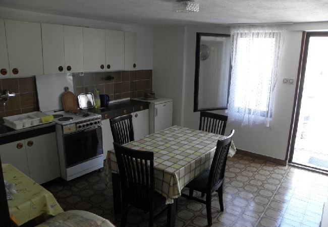 Studio in Baška - Studioapartment in Baška mit Terrasse, Klimaanlage, W-LAN, Waschmaschine (863-1) Studio in Baška - Studioapartment in Baška mit Terrasse, Klimaanlage, W-LAN, Waschmaschine (863-1)