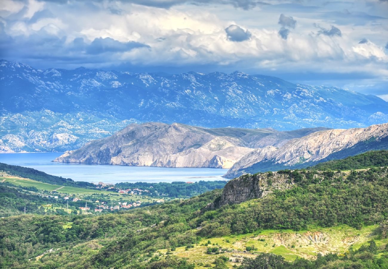 Ferienwohnung in Baška - Ferienwohnung in Baška mit Meerblick, Terrasse, Klimaanlage, W-LAN (863-2)