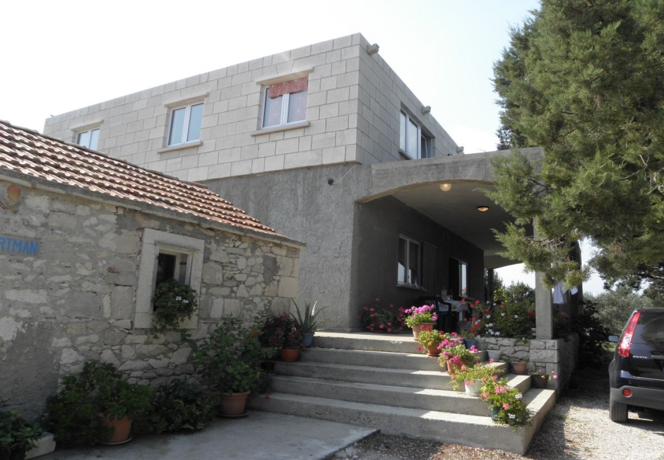 Ferienwohnung in Lumbarda - Ferienwohnung in Lumbarda mit Meerblick, Terrasse, Klimaanlage, Waschmaschine (876-1)