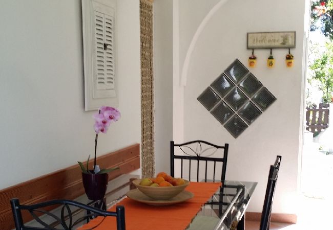 Ferienwohnung in Privlaka - Ferienwohnung in Sabunike mit Terrasse, Klimaanlage, W-LAN, Waschmaschine (231-1) Ferienwohnung in Privlaka - Ferienwohnung in Sabunike mit Terrasse, Klimaanlage, W-LAN, Waschmaschine (231-1)