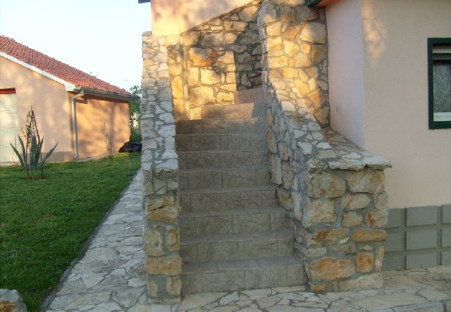 Studio in Privlaka - Studioapartment in Privlaka mit Balkon, Klimaanlage, W-LAN (878-2) Studio in Privlaka - Studioapartment in Privlaka mit Balkon, Klimaanlage, W-LAN (878-2)