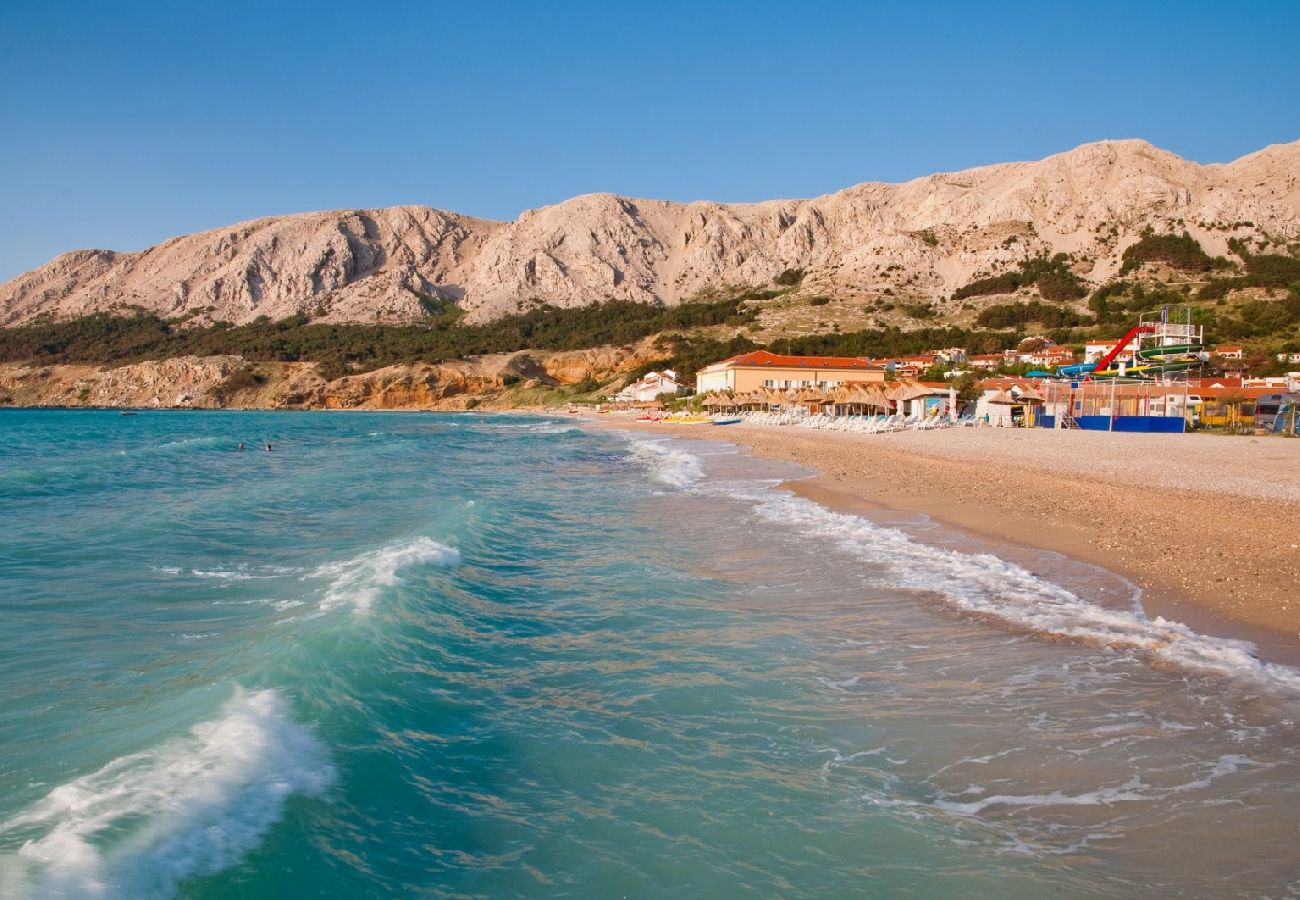 Ferienwohnung in Baška - Ferienwohnung in Baška mit Terrasse, Klimaanlage, W-LAN (883-2)