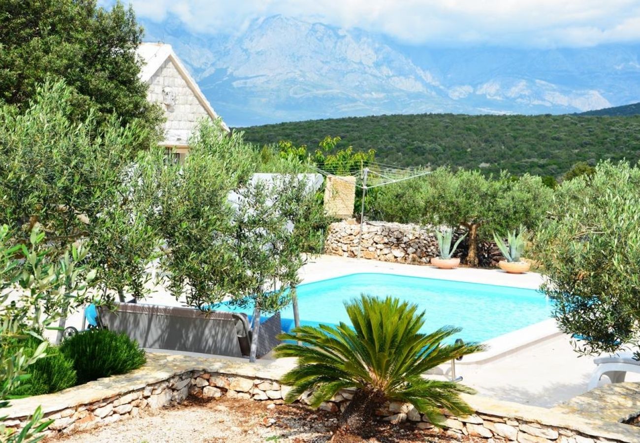 Ferienhaus in Pucišca - Ferienhaus in Pučišća mit Terrasse, W-LAN, Waschmaschine (887-1)