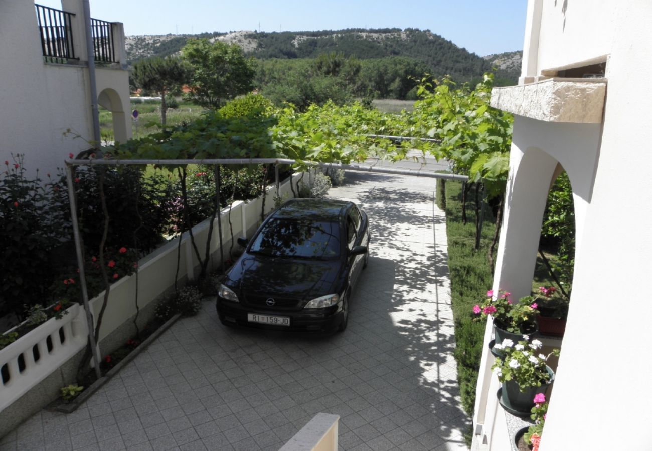 Ferienwohnung in Lopar - Ferienwohnung in Lopar mit Terrasse, Klimaanlage, W-LAN, Waschmaschine (893-2)