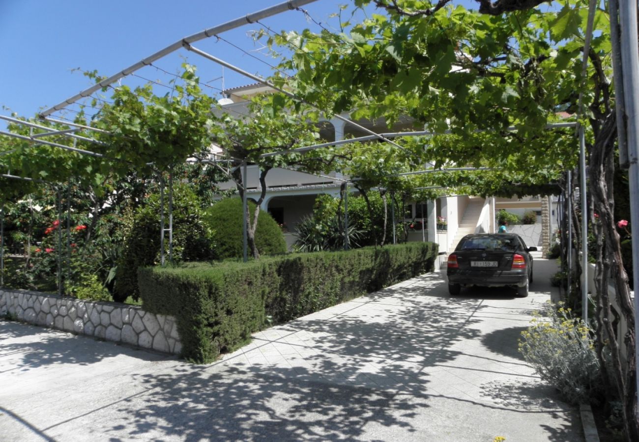 Ferienwohnung in Lopar - Ferienwohnung in Lopar mit Terrasse, Klimaanlage, W-LAN, Waschmaschine (893-2)